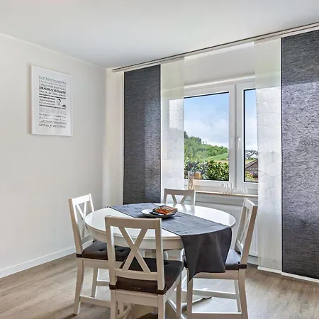Am Kreuzfelsen Appartement *